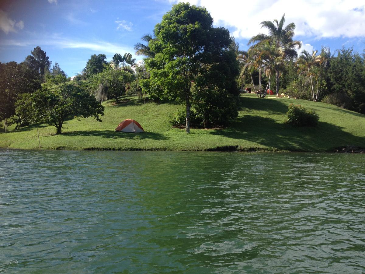 Casa Finca Tipica The Lake Hotel Guatapé Exterior foto